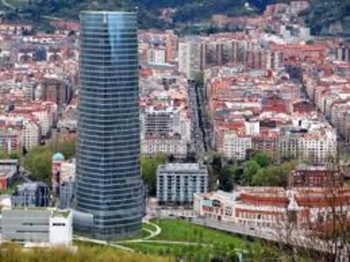 Апартаменты Apartamento Con Garaje Opcional Con 2 Banos Cerca Ayuntamiento Бильбао Экстерьер фото