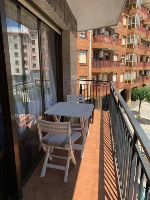 Апартаменты Apartamento Con Garaje Opcional Con 2 Banos Cerca Ayuntamiento Бильбао Экстерьер фото