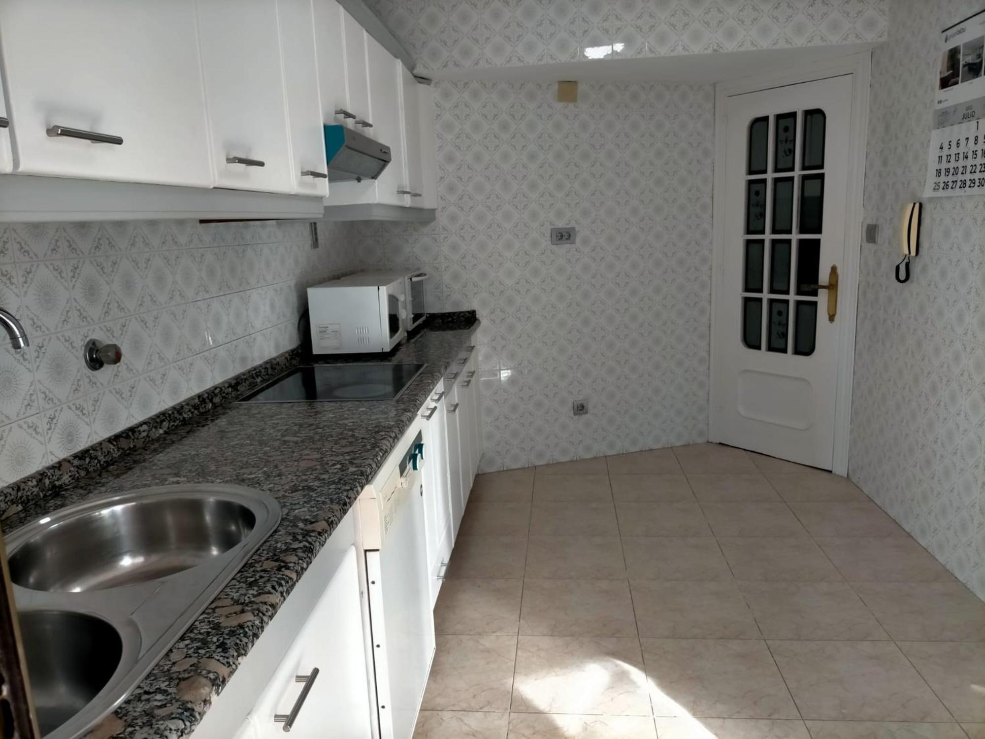 Апартаменты Apartamento Con Garaje Opcional Con 2 Banos Cerca Ayuntamiento Бильбао Экстерьер фото